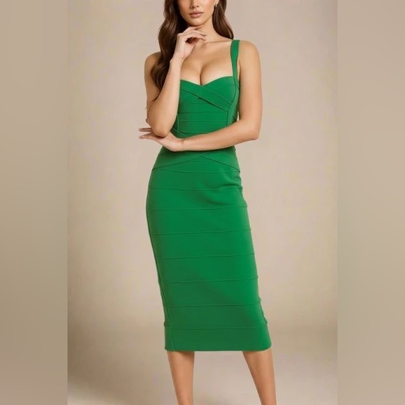 Elegant Green Bodycon Dress - Picture 12 of 13